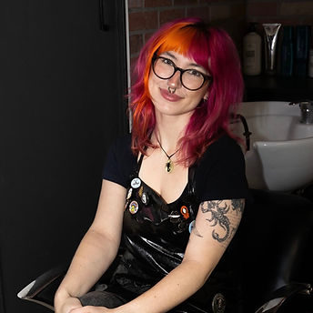 Misfits Salon in Newbury Park, CA (6)