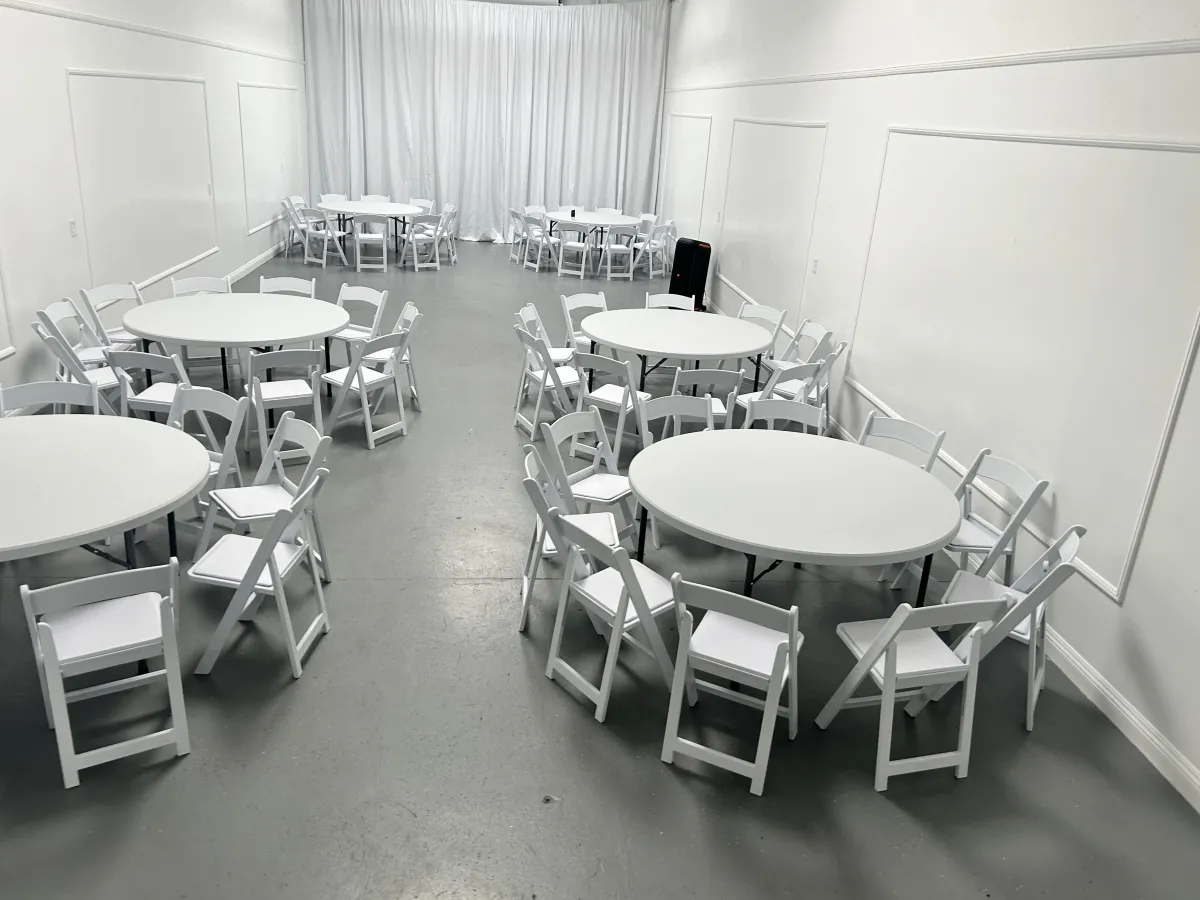 Modern Moments Creative Studio in Rialto, CA (5)