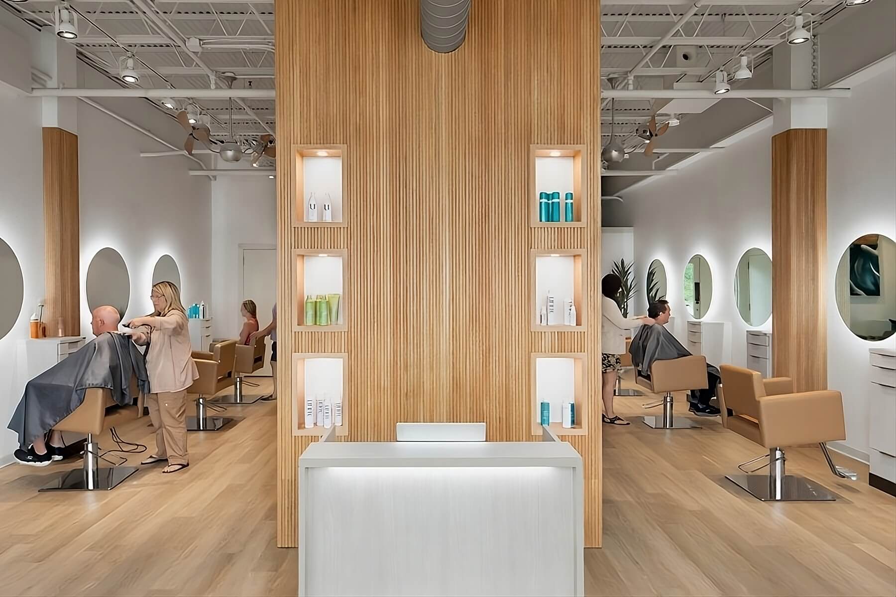 Beachcomber Salon in Pewaukee, WI (3)