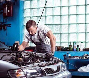 Tom Belcher's Body Shop in Sardinia, OH