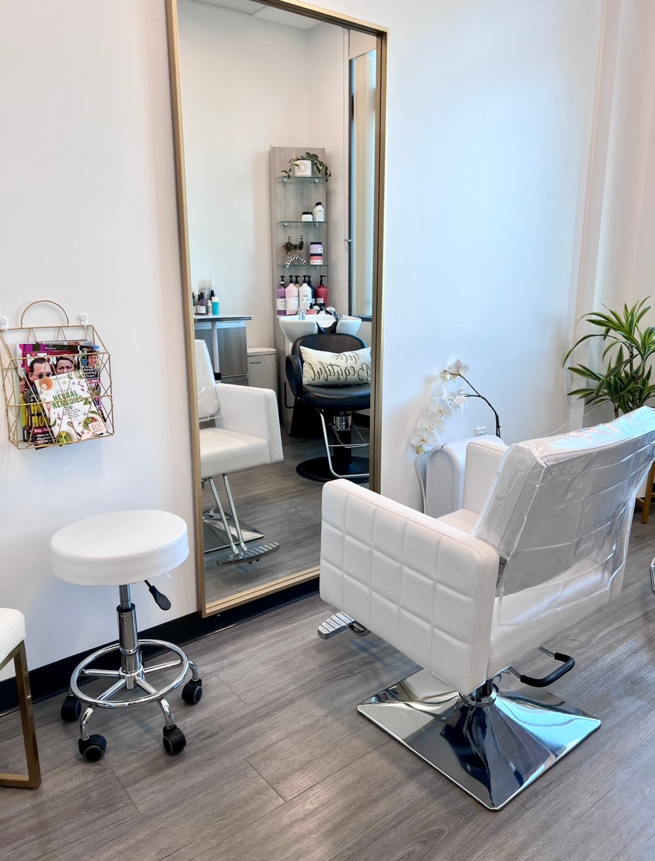 Rumi Oc Hair in Aliso Viejo, CA