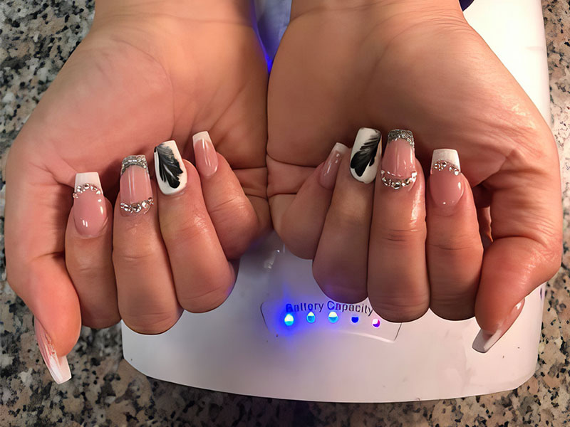 Attractive Nail Spa in Green Bay, WI (5)