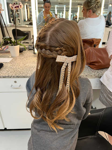 Les Ciseaux Salon and Spa in Sarasota, FL (2)