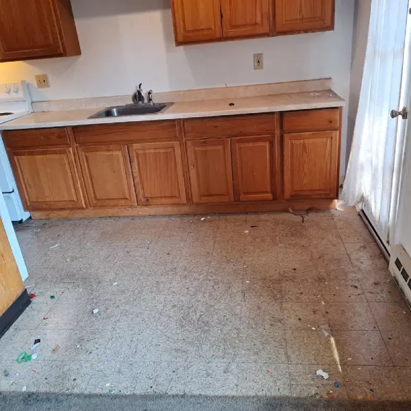 Twister Cleaning in Salinas, CA (3)
