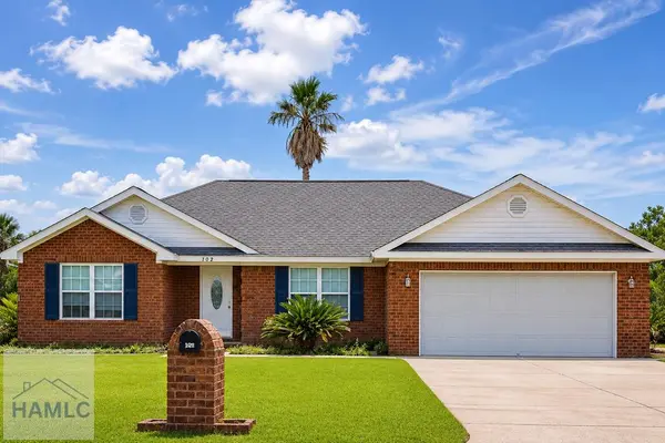Realtor Crystal Sweetman in Bloomingdale, GA (3)