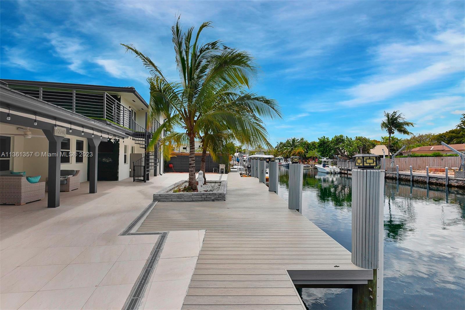 Realtor Federica Pacheco in Surfside, FL (4)