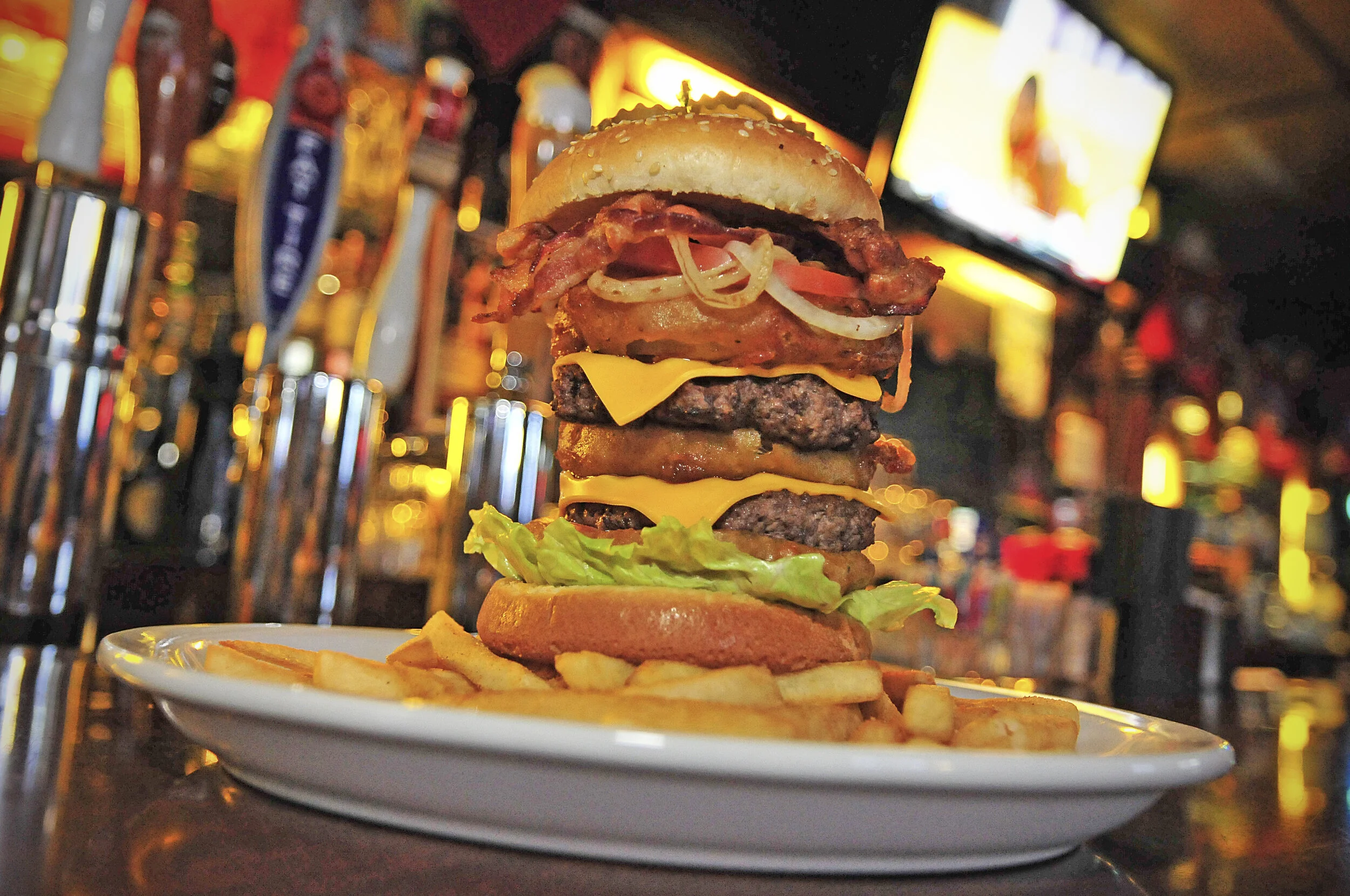 7 Mile House Sports Bar & Grill in Brisbane, CA (4)