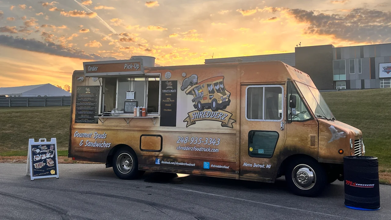 Shredderz Food Truck in Hazel Park, MI (2)