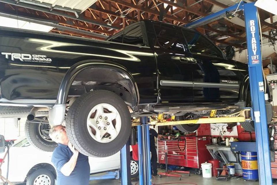 Ahrens Auto Inc. in Gainesville, FL (2)