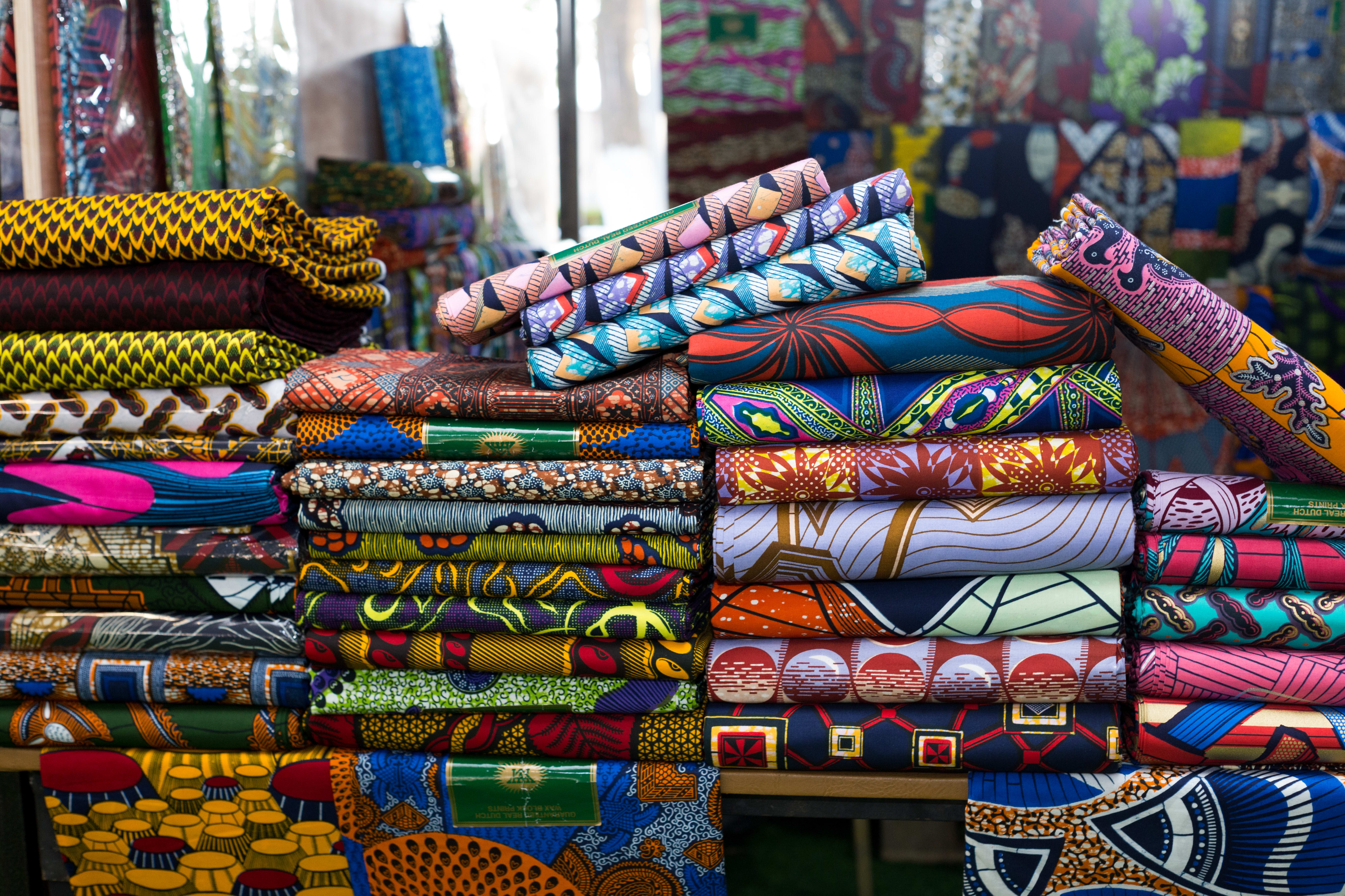 Afriquę Luxé Printz in Frisco, TX
