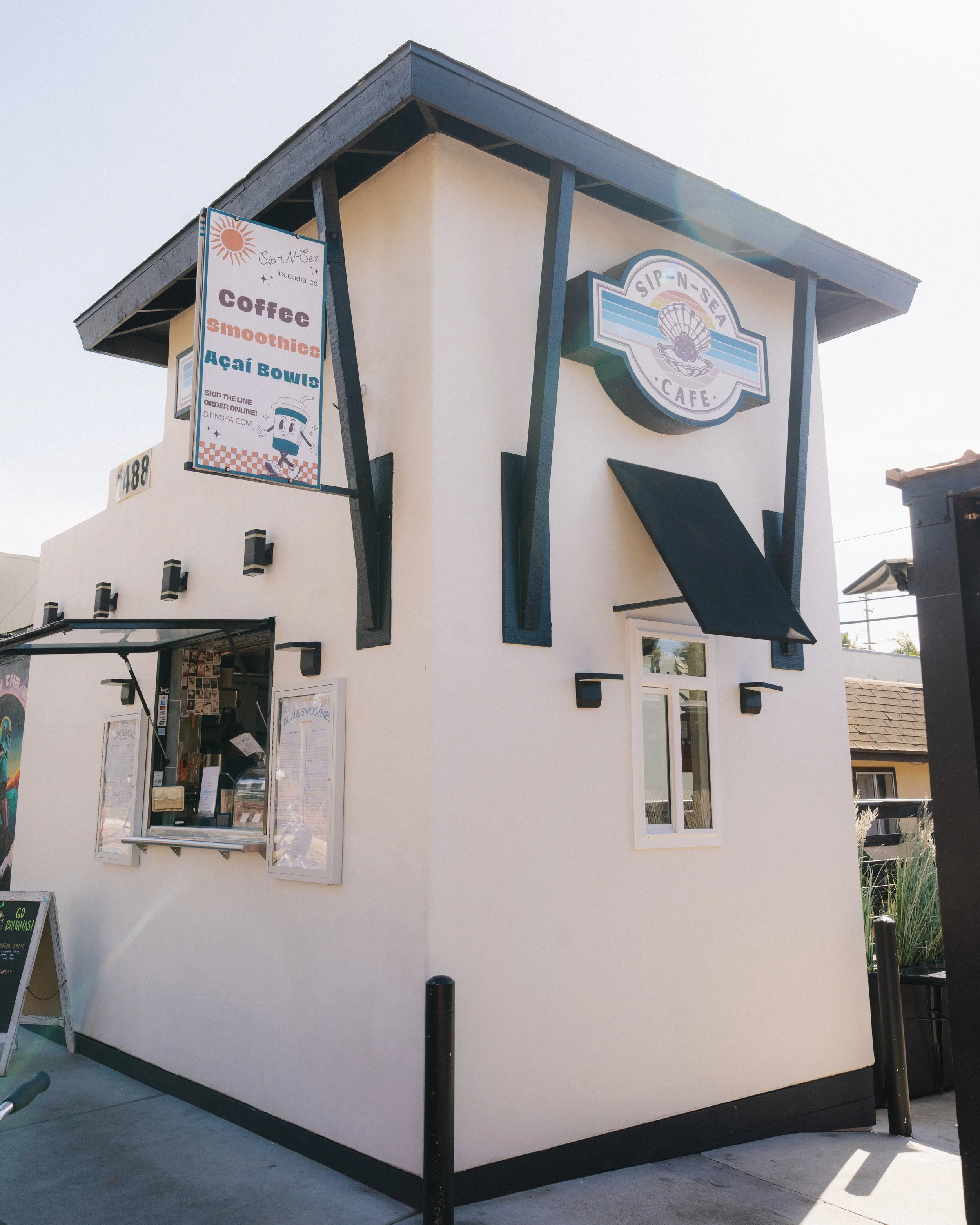 Sip-N-Sea: Coffee + Açaí in Encinitas, CA