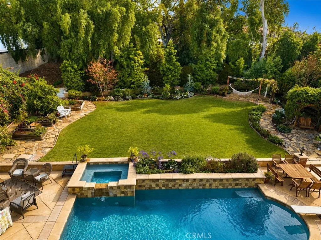 Abraham Mansaray - First Team Real Estate in Fullerton, CA (3)