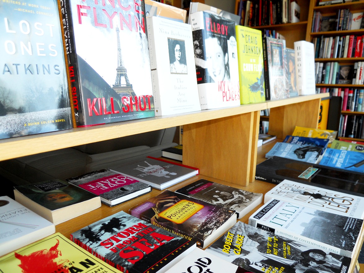 Next Chapter Books in Canoga Park, CA