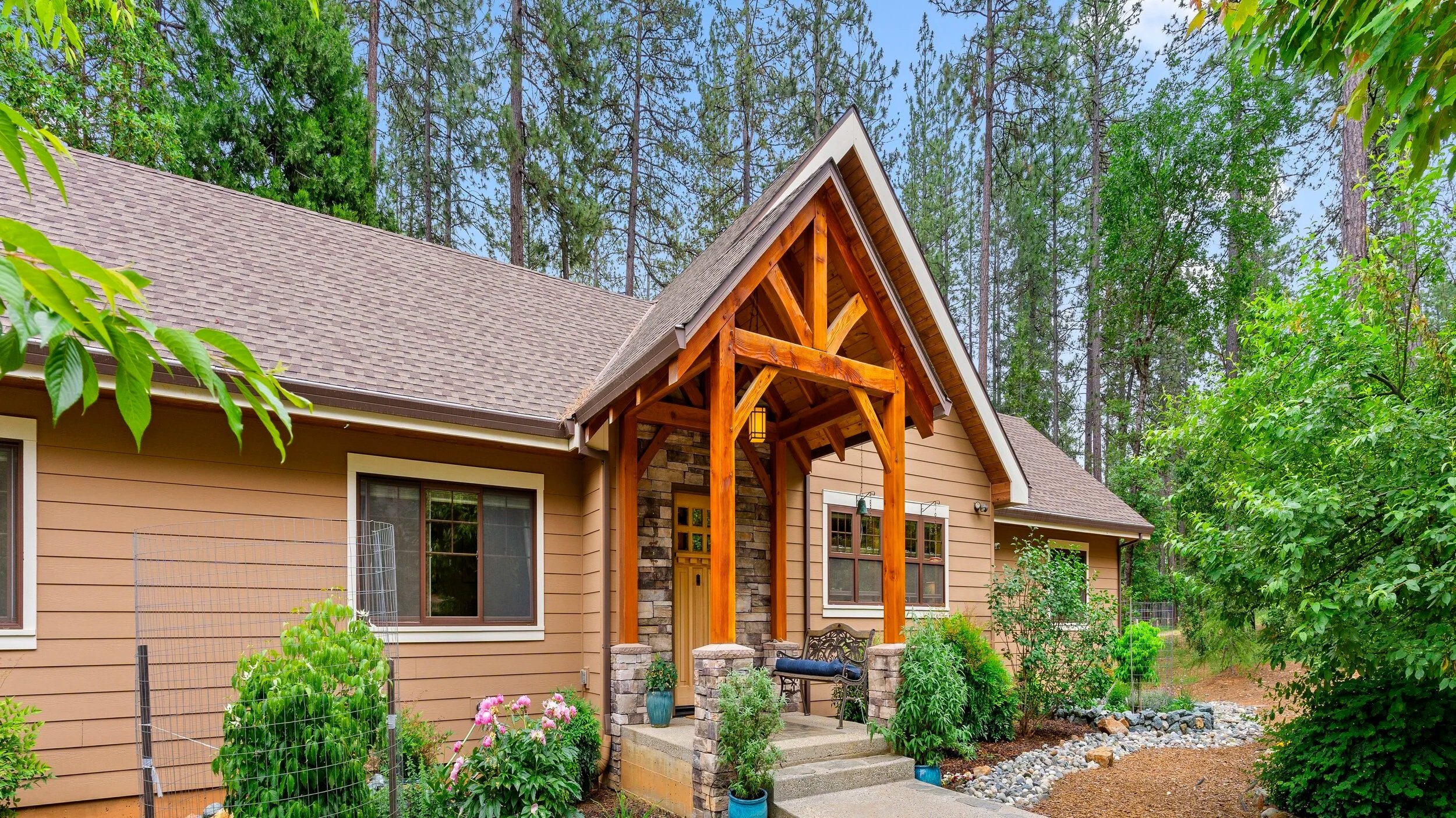 Rebecca Mooers, Realtor ReMax Gold in Nevada City, CA