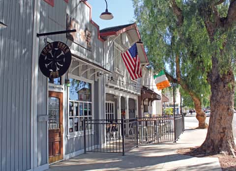 Lucky Fools Pub in Moorpark, CA (3)