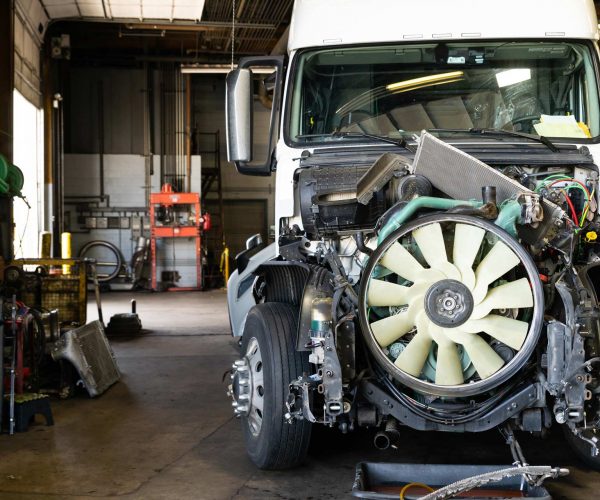 Hodgkins Truck Center in Hodgkins, IL (2)