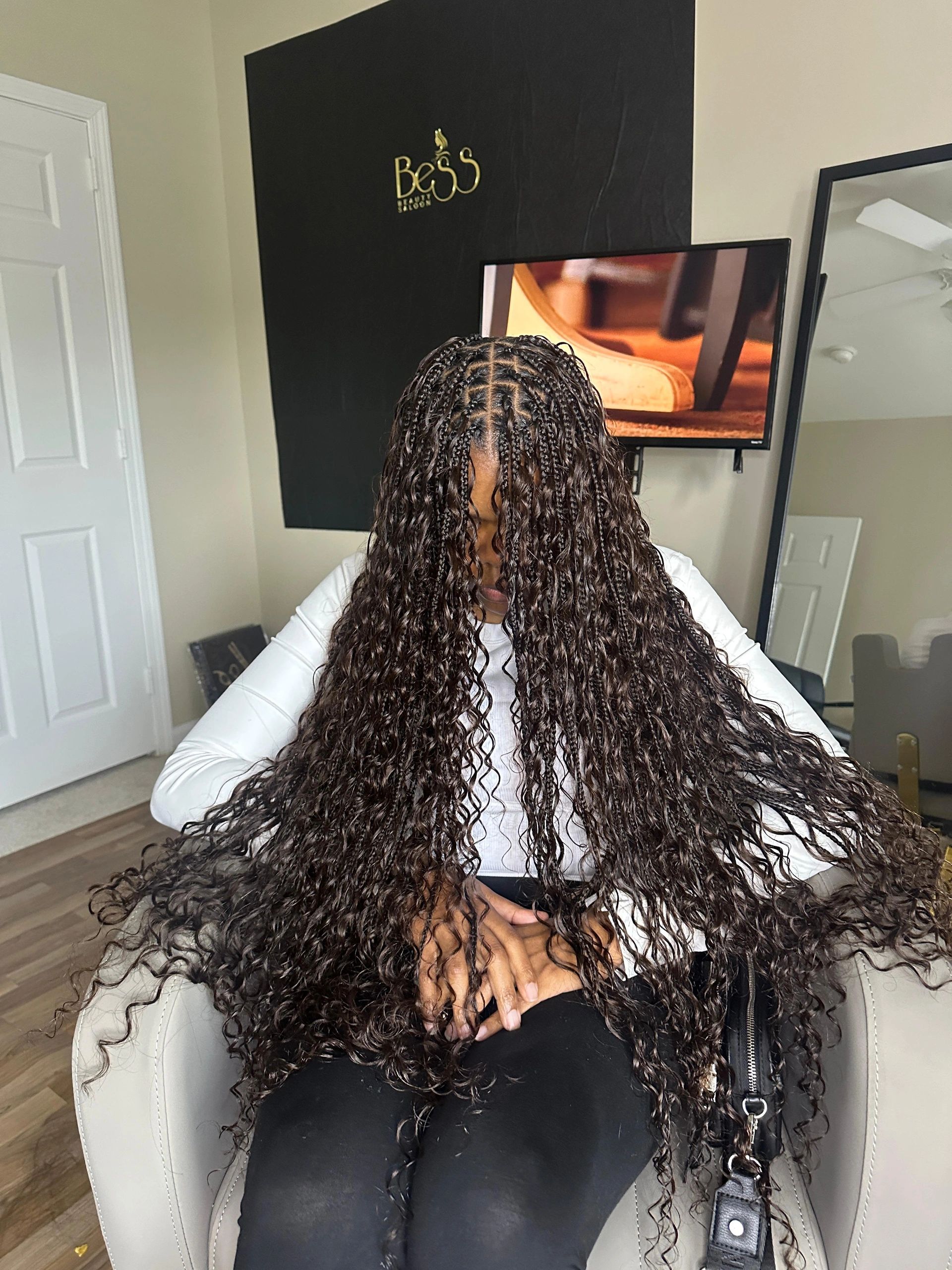 Bess Beauty hair and braids in Louisville, KY