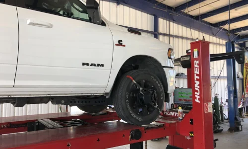 Sal's Tire and Auto in Bellville, TX (2)