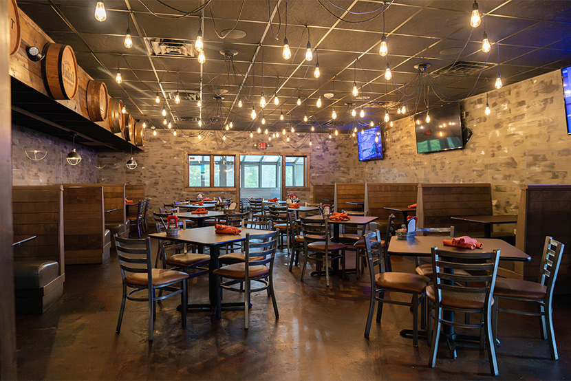 Oak and Embers Tavern Hudson in Hudson, OH