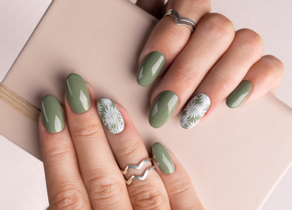 Organic Nail Lounge in Perris, CA (4)
