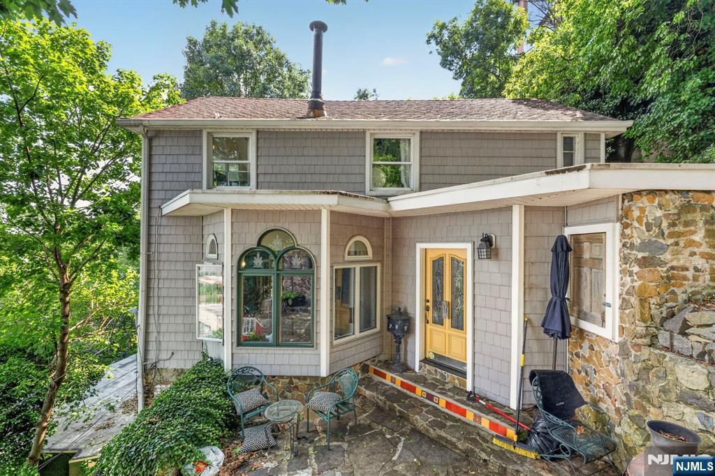 Brian Kim Group at Proper Estates in Fort Lee, NJ (6)