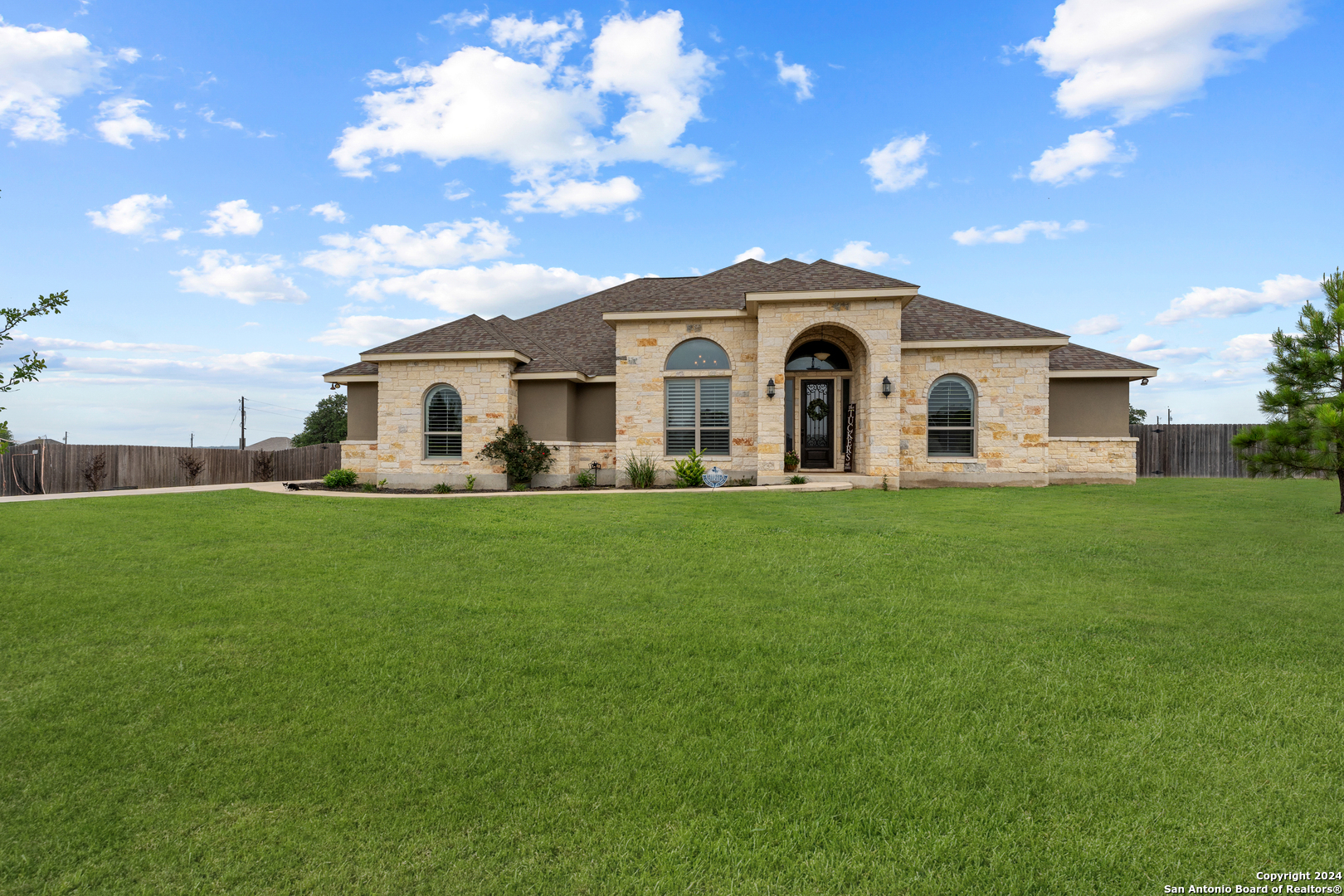 Hayes Heritage Realty,LLC. in La Vernia, TX (6)