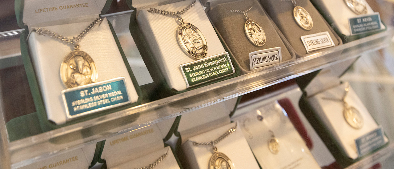 Oxford Hall Celtic Shop and Cafe in New Cumberland, PA (4)