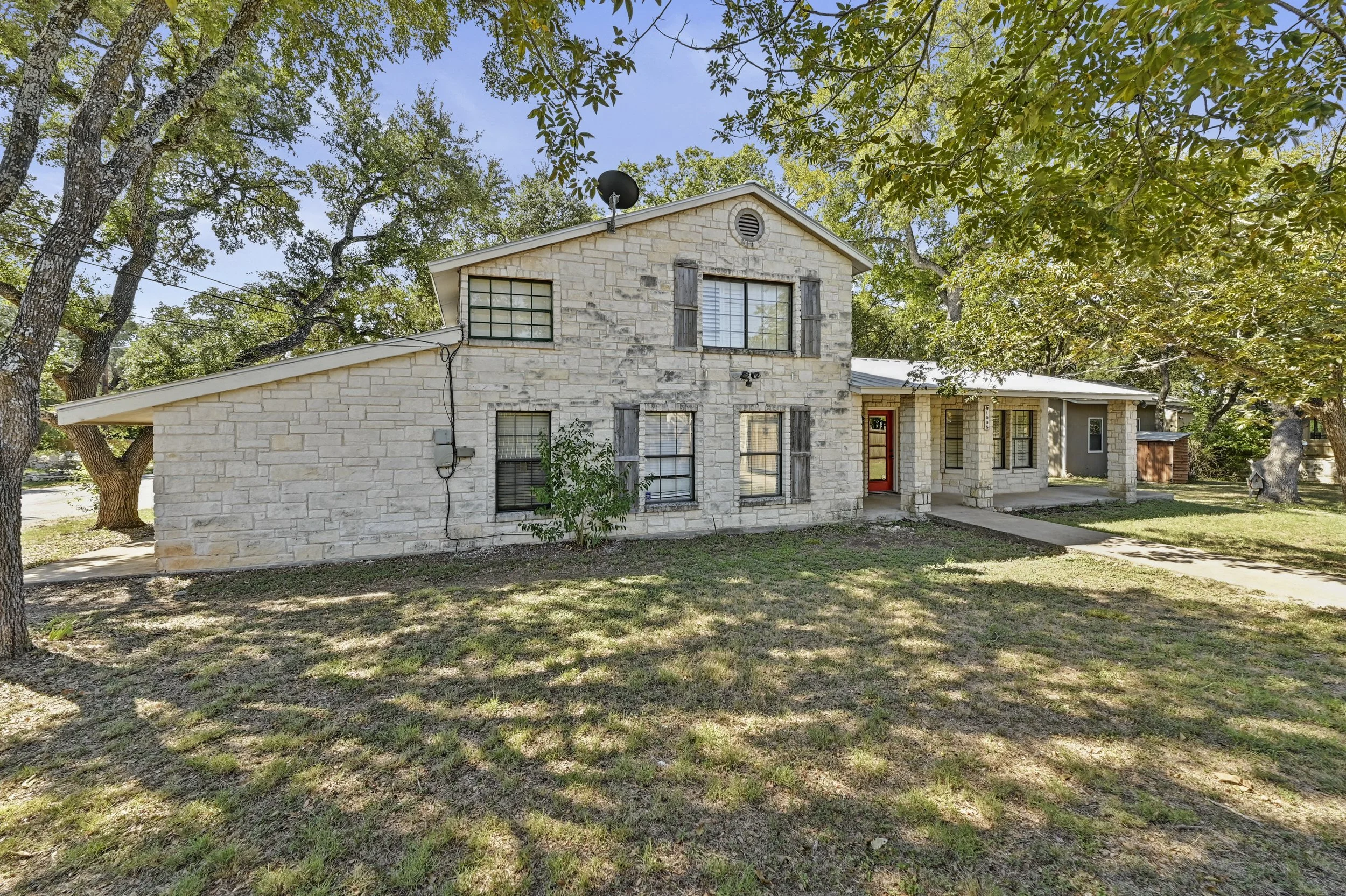 Matt Lewis Madrone Realty in Blanco, TX (5)