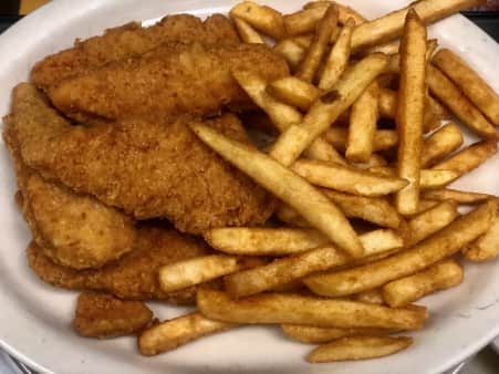 Dianna's Deli & Restaurant in Port Clinton, OH