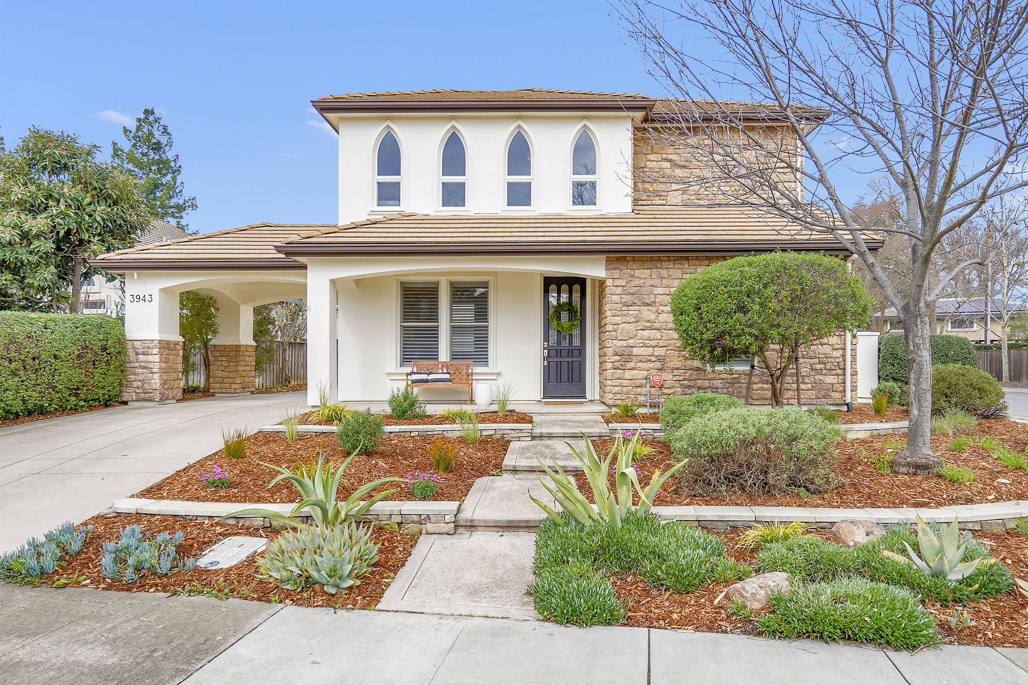 Donna Hagans, Realtor in Davis, CA
