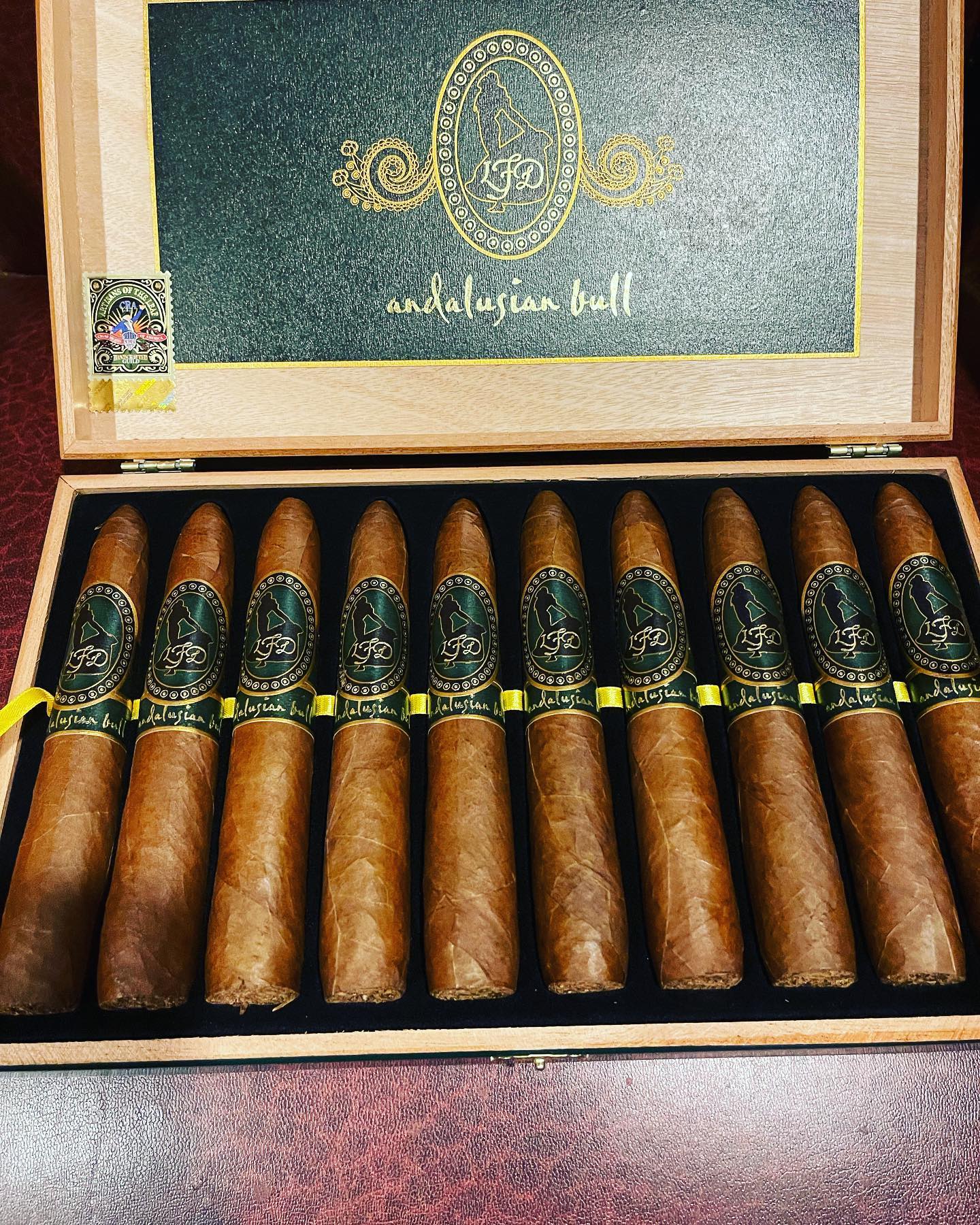 Legacy Cigars and Lounge in Stafford, TX