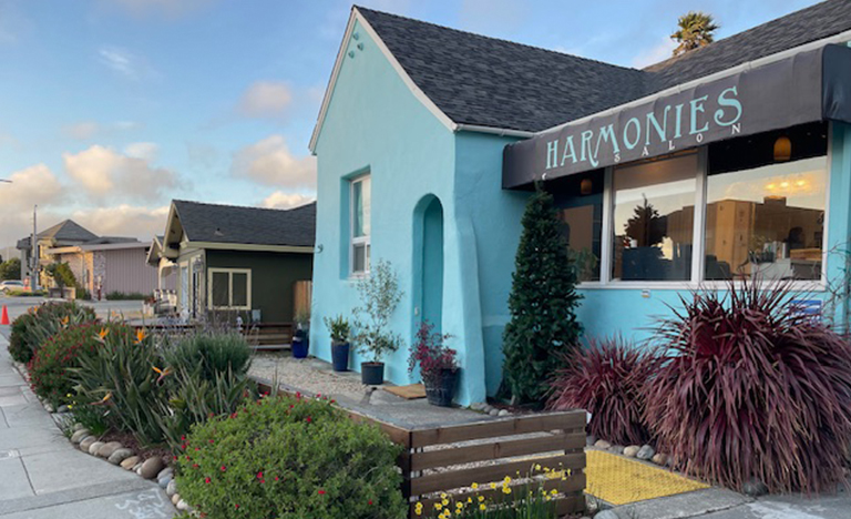 Harmonies Salon in Half Moon Bay, CA