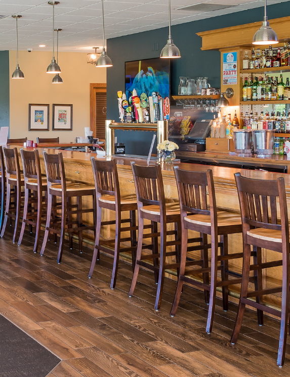 Oakleaf Restaurant in Cottage Grove, WI