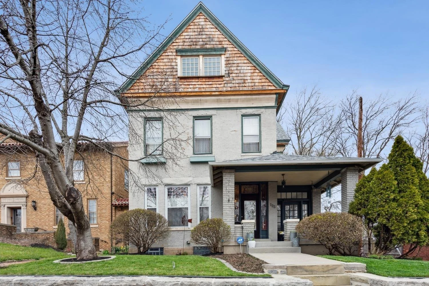 Victoria Torgersen, Historic & Luxury Homes | Hamilton & Greater Cincinnati Area in Hamilton, OH (4)