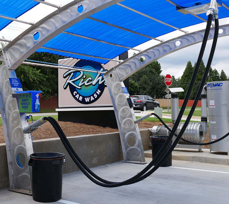 Rich's Car Wash - Angleton in Angleton, TX