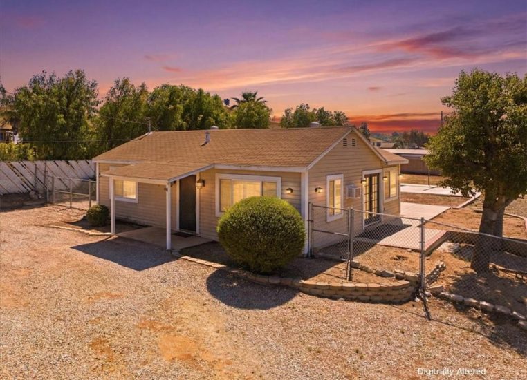 Gold Real Estate in Norco, CA (3)