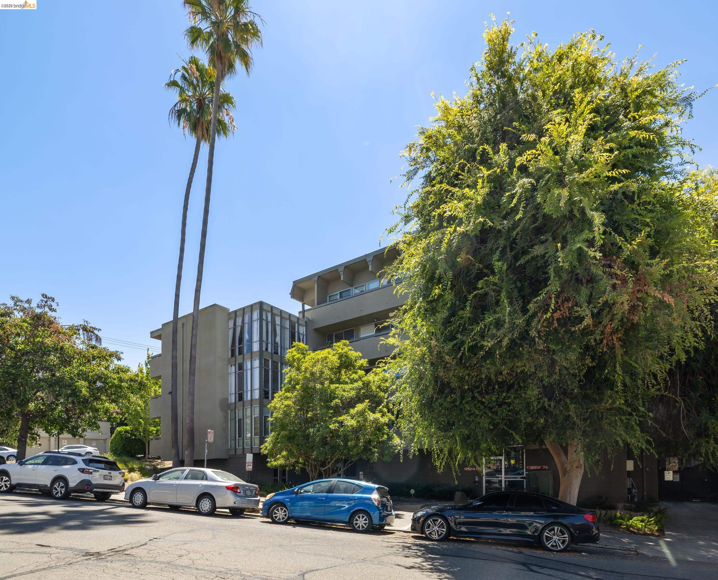 Red Oak Realty in Oakland, CA (2)