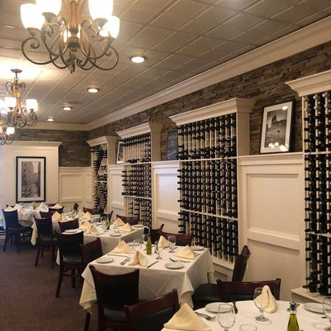 Steve's Piccola Bussola Restaurant in Westbury, NY (2)