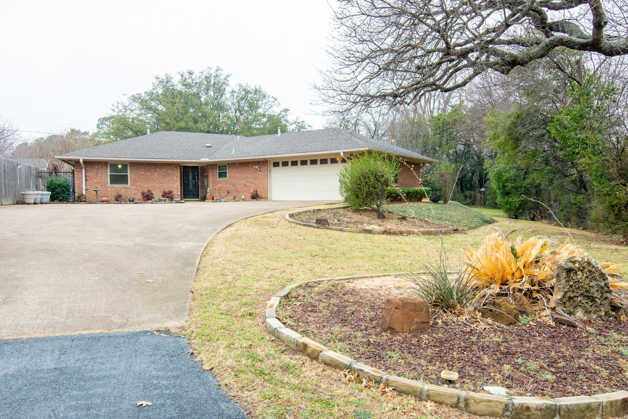 Brownie Stonecipher | Real Estate Agent in Denton, TX (4)