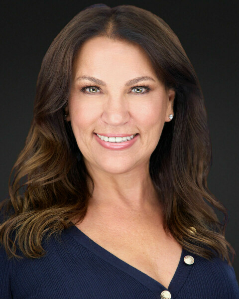 Susan Burklin Residential - Real Estate Broker, @properties Christie's in Highland Park, IL