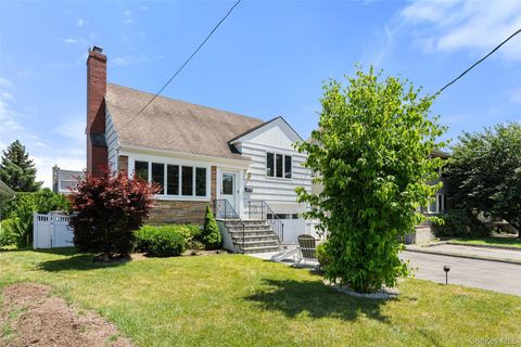 Homes By Fischer - Alexandra Leigh Fischer Inc. | KW Luxury Agent Scarsdale NY in Scarsdale, NY (6)