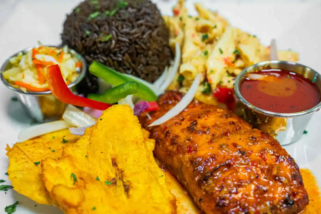 Pearl Of the Island Restaurant & Patio in West Palm Beach, FL (5)