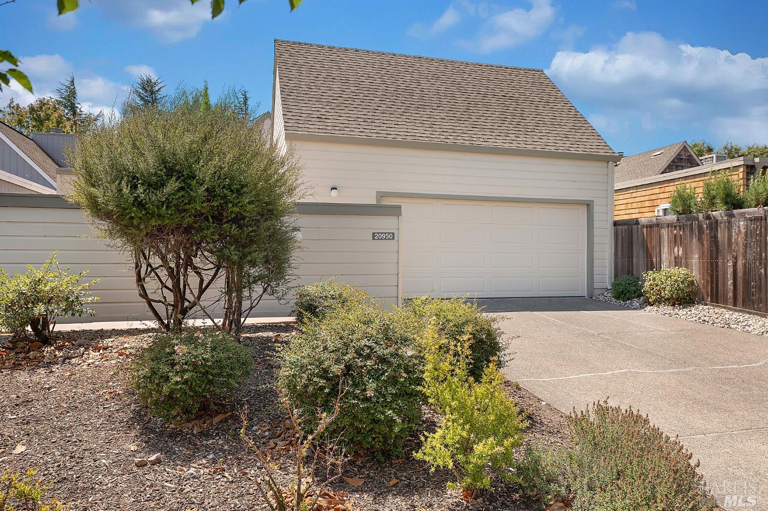Christine Benson | Coldwell Banker in Sonoma, CA (3)