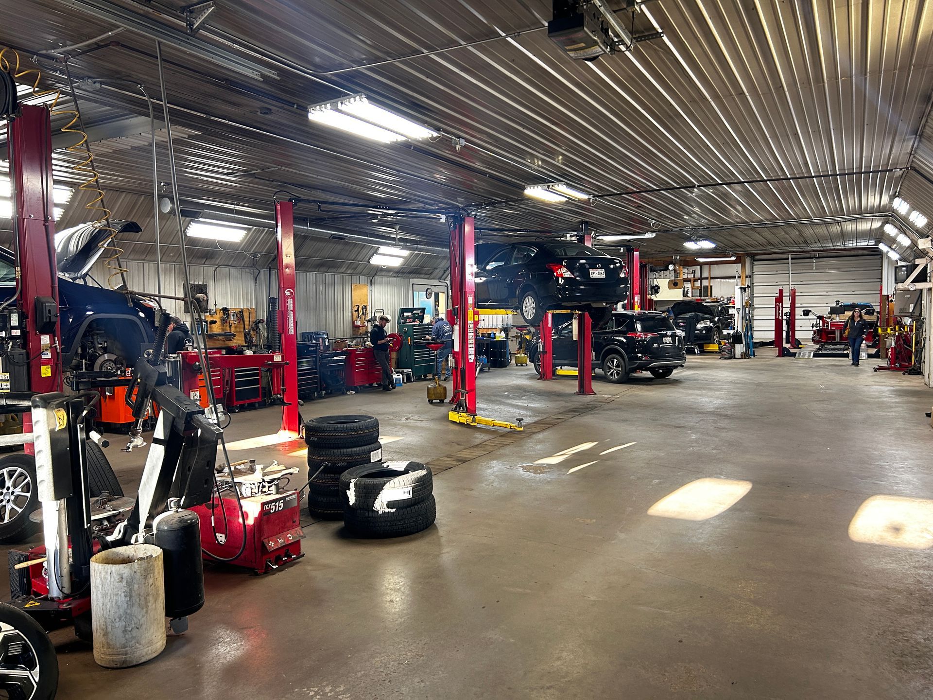 Dan's Auto Centre in Mineral Point, WI (4)