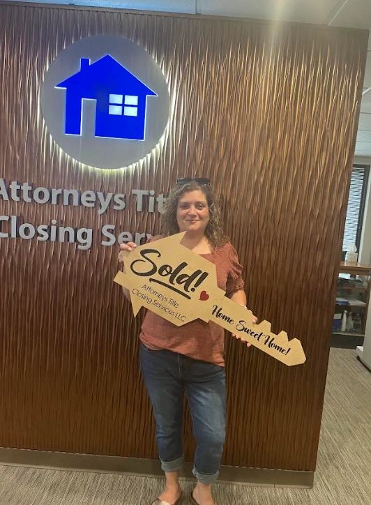 Tina Lewis REALTOR® Home Team Real Estate Group LLC in West Allis, WI (5)