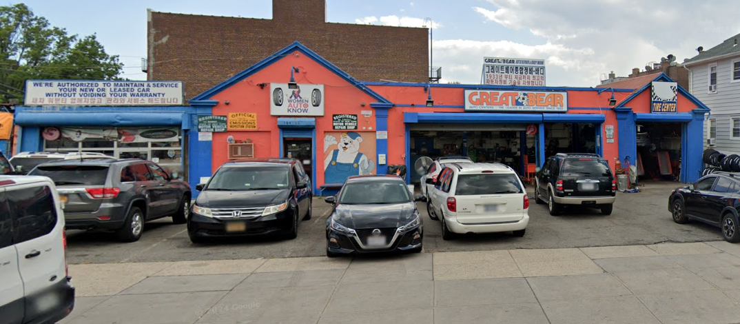 Great Bear Auto Repair & Auto Body Shop in Flushing, NY (2)
