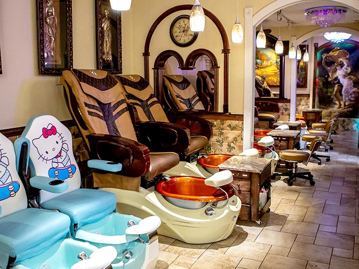 LE NAILS in Lufkin, TX