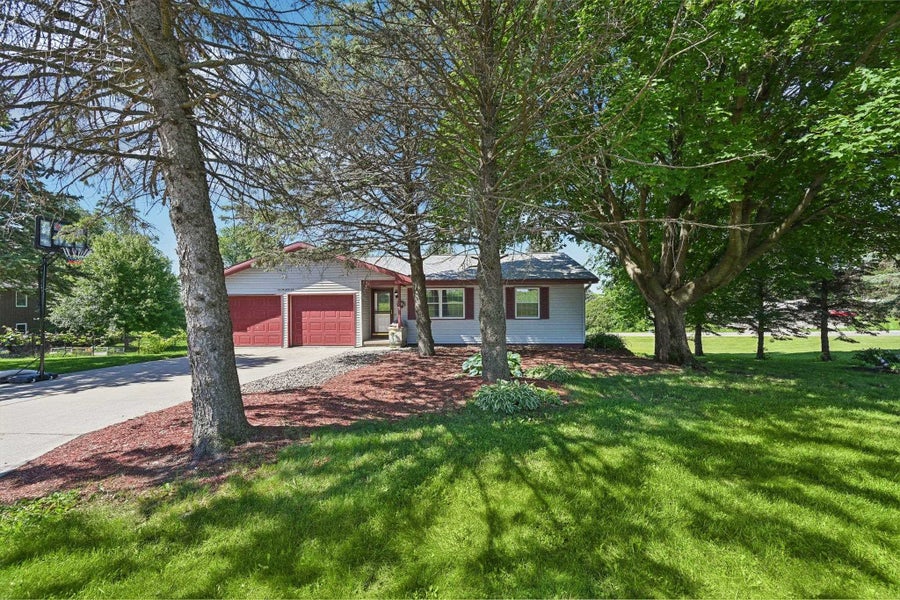Heidi Kopras, Restaino Realtors in New Glarus, WI (4)
