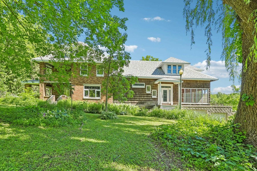 Heidi Kopras, Restaino Realtors in New Glarus, WI (5)