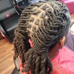 Serenity Hair Palace in Memphis, TN